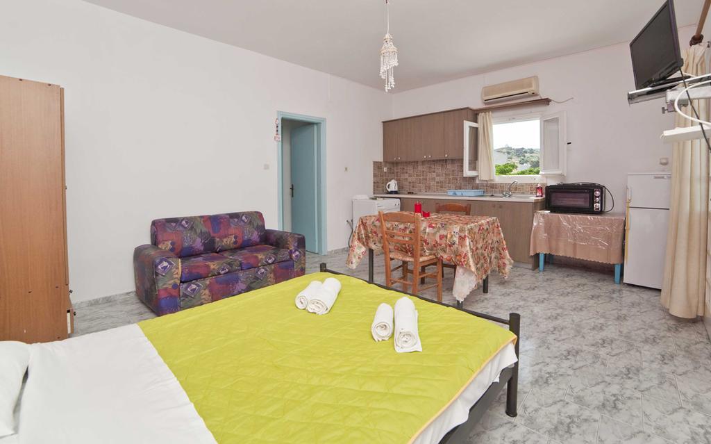 Mira Mare Studios Lipsi Habitación foto